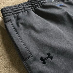 Mens Under Armour Cold Gear track pant - XL